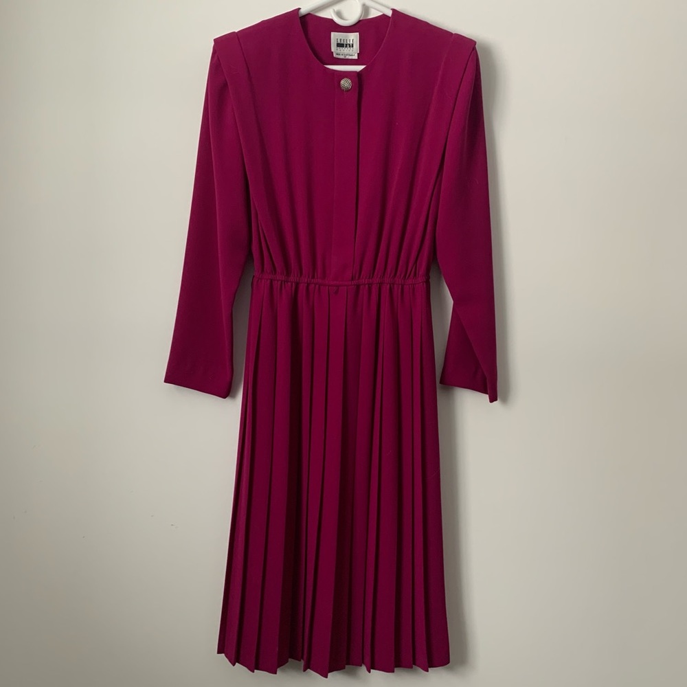 Vintage Leslie Fay Fuchsia Dress w/ Pleated Skirt, Long Sleeves & Should Pad